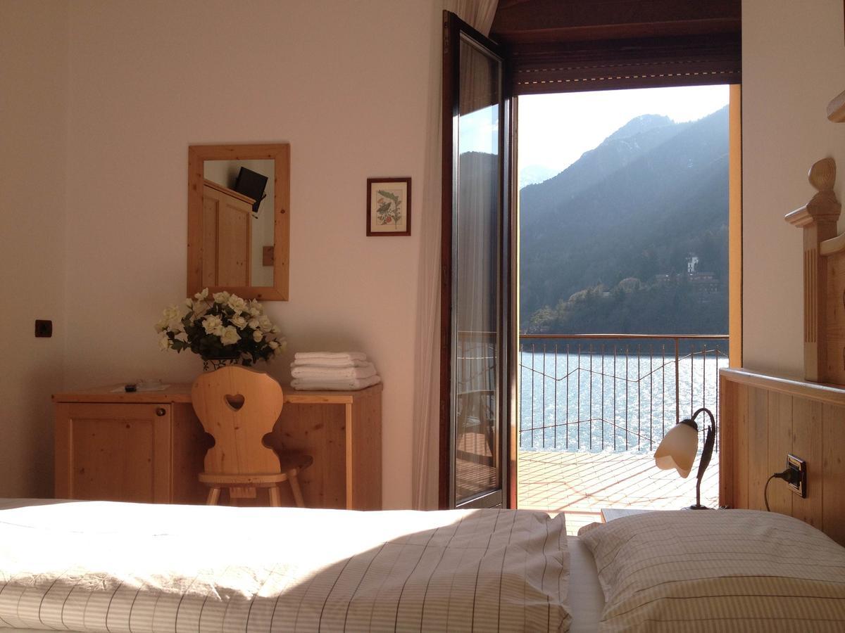 Albergo Mezzolago Exterior foto